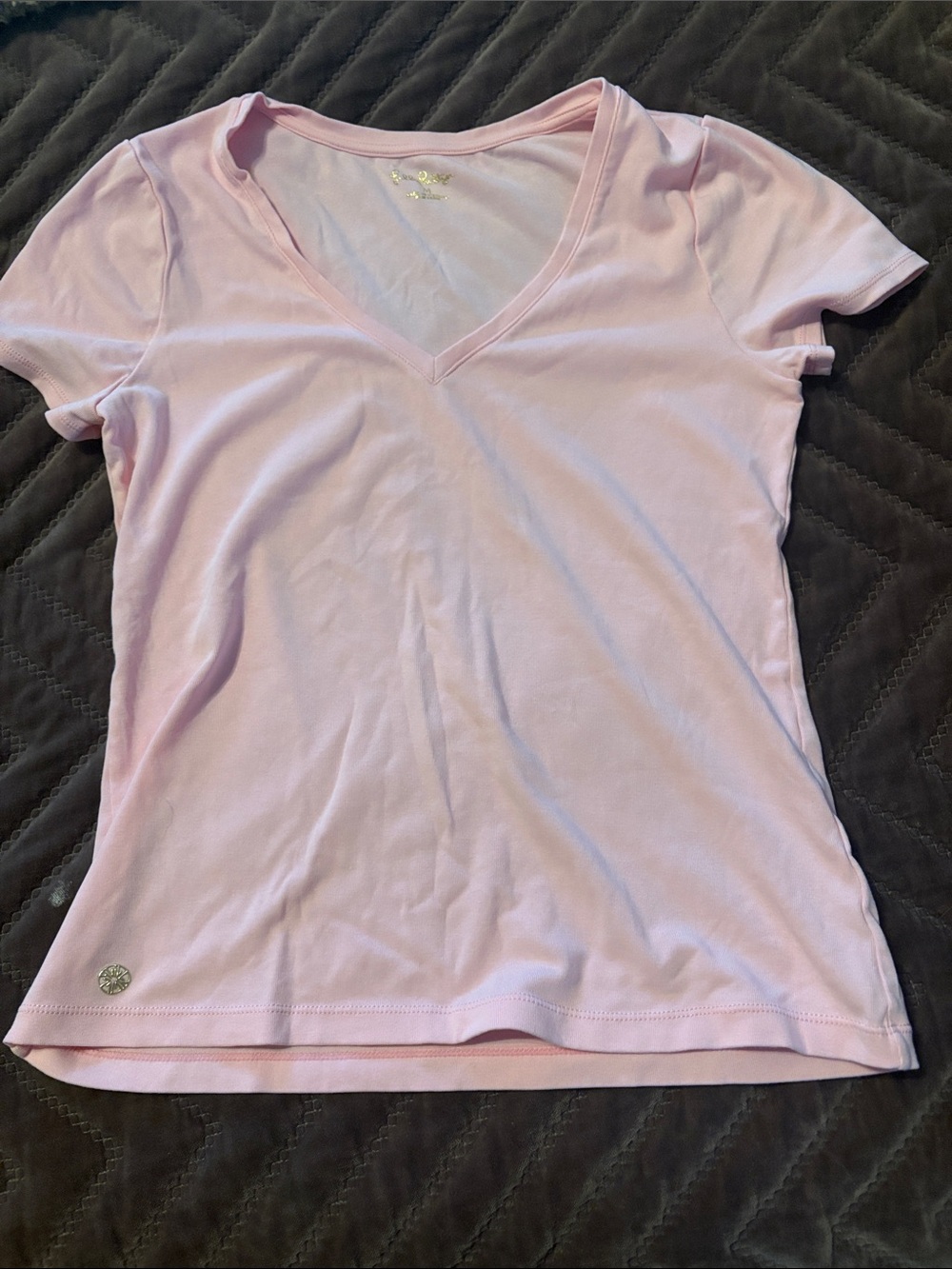 Lilly Pulitzer Light Pink V‑Neck Short Sleeve Tee